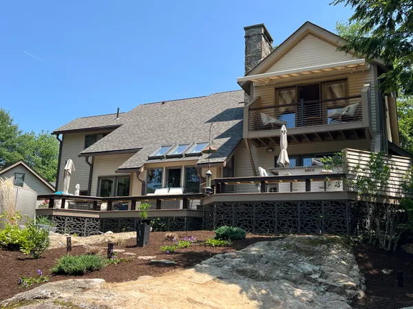 $1,395,000 | 291 Molyneaux Road, Camden, ME 04843