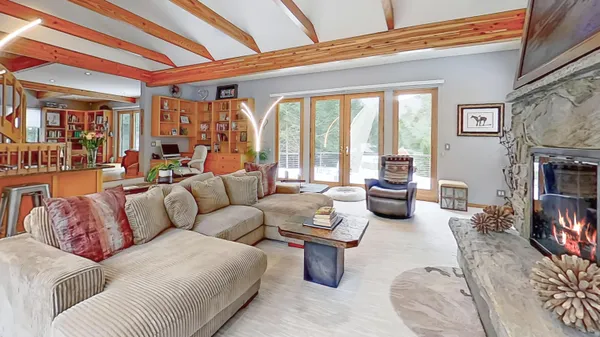 $1,395,000 | 291 Molyneaux Road, Camden, ME 04843