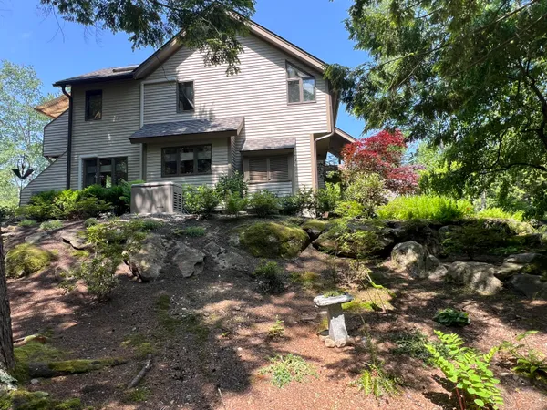 $1,475,000 | 291 Molyneaux Road, Camden, ME 04843