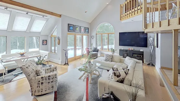 $1,475,000 | 291 Molyneaux Road, Camden, ME 04843