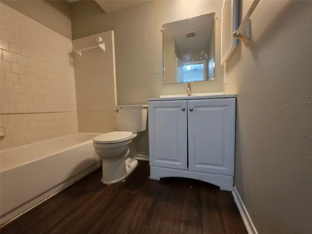 $1,370 | 12722 Shannon Hills Drive, Houston, TX 77099