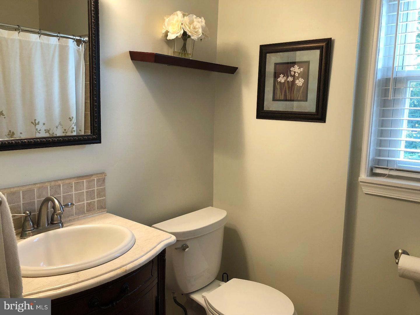 308 Hampton Road Hatboro, PA 19040 - Photo 18 of 24 Bathroom