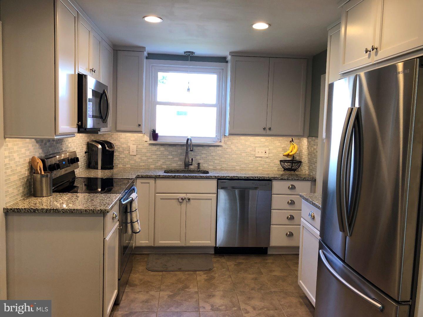 308 Hampton Road Hatboro, PA 19040 - Photo 8 of 24 Kitchen