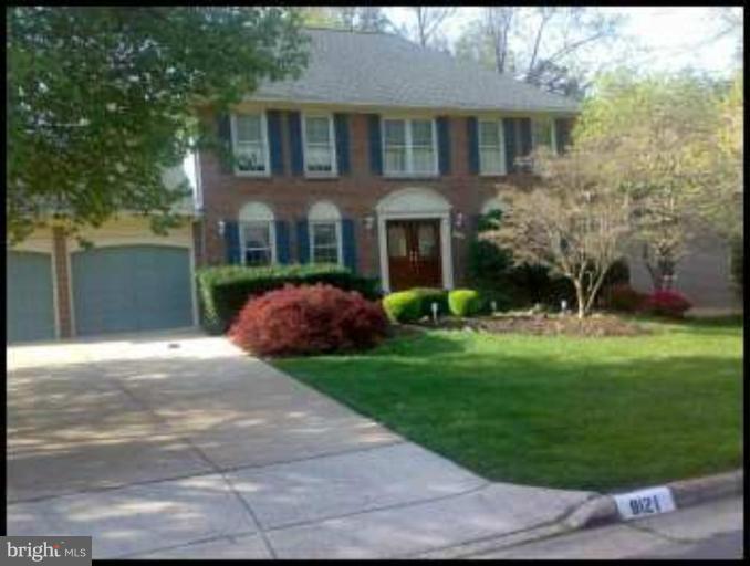 9121 Scott Street Springfield, VA 22153 - Photo 1 of 28 Exterior (Main)