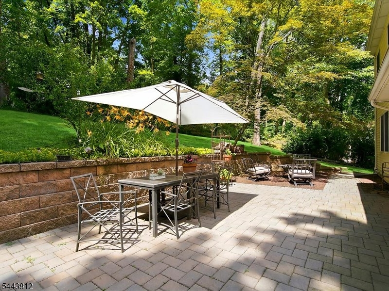 76 Long Hill Road Gillette, NJ 07933 - Photo 26 of 29