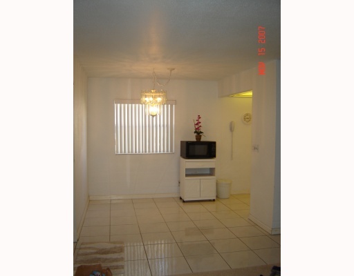 597 Monaco Way, Unit 597 Delray Beach, FL 33446 - Photo 3 of 12 Additional Photo