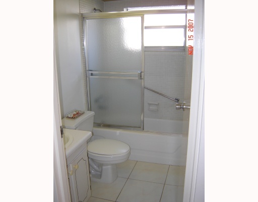 597 Monaco Way, Unit 597 Delray Beach, FL 33446 - Photo 4 of 12 Additional Photo