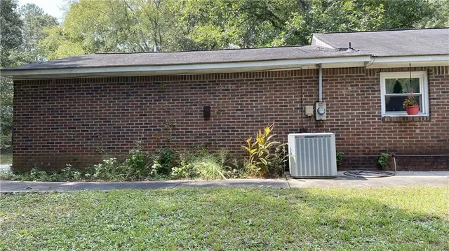 $250,000 | 216 Upper River Road, Covington, GA 30016