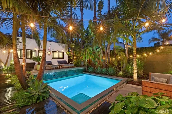 $2,998,000 | 737 North Orange Drive, Los Angeles, CA 90038