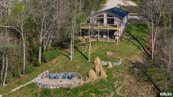 $535,000 | 225 North Shore Place, Dahinda, IL 61428