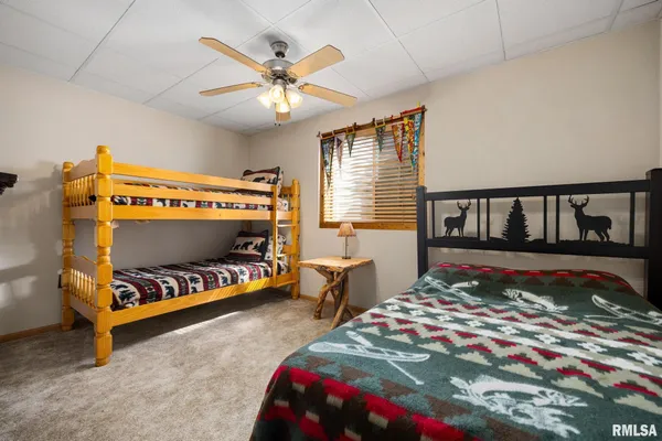 $535,000 | 225 North Shore Place, Dahinda, IL 61428