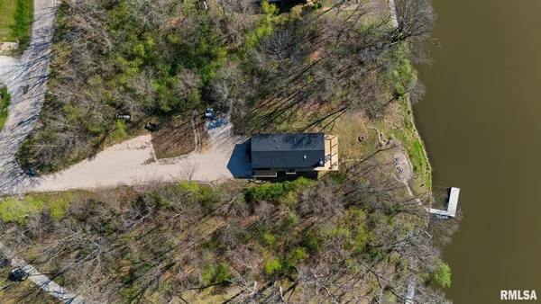 $535,000 | 225 North Shore Place, Dahinda, IL 61428