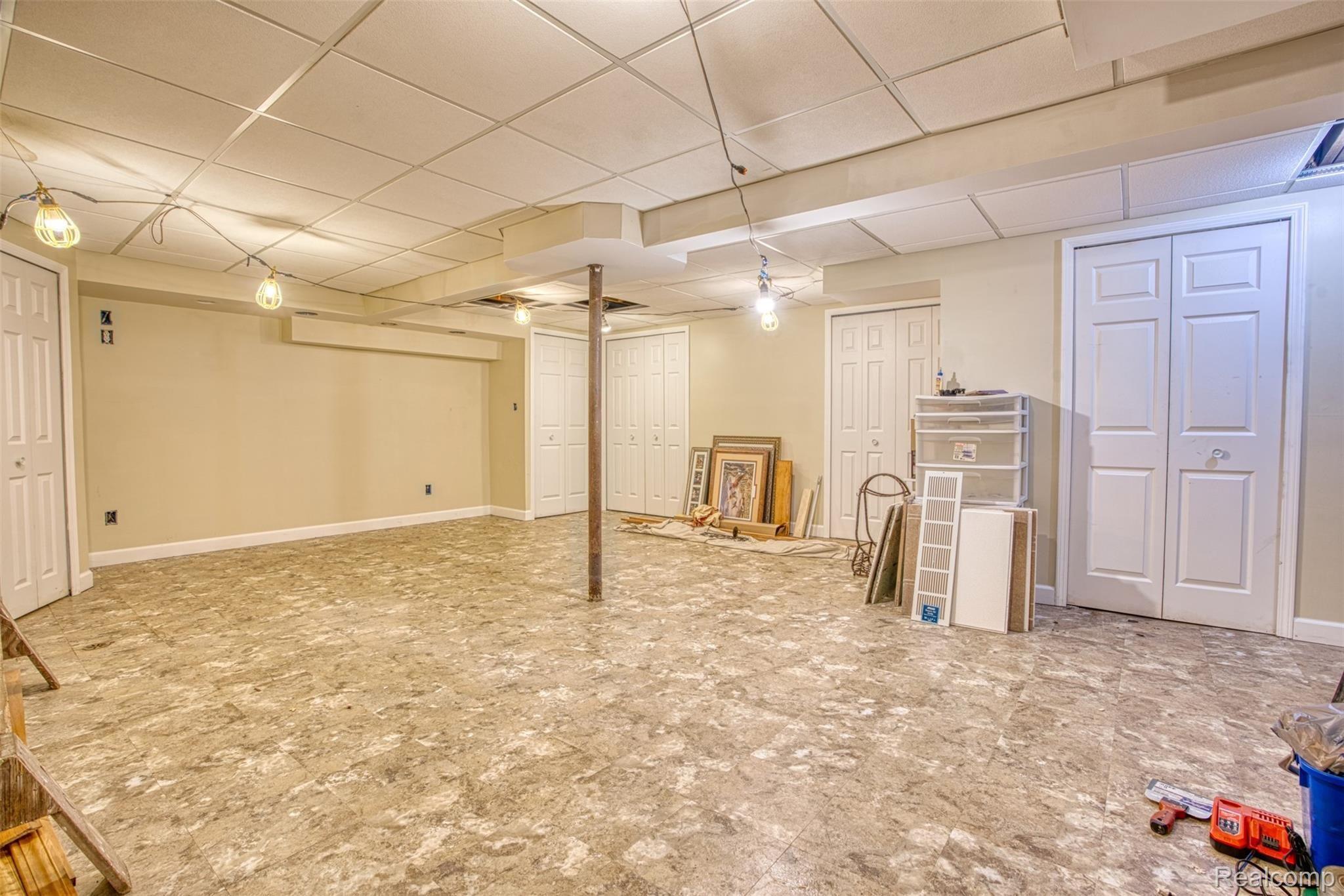 1550 Woodhaven Road Howell, MI 48855 - Photo 23 of 38 DSC01110 (2).jpg