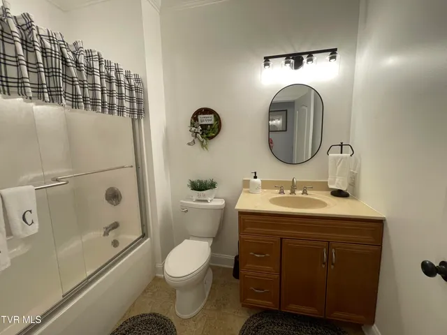 $299,999 | 251 Cresswood Drive, Unit 251, Richlands, VA 24641