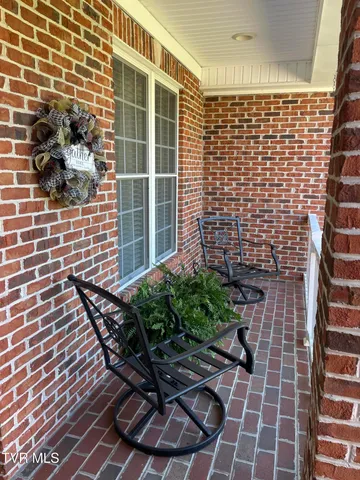 $299,999 | 251 Cresswood Drive, Unit 251, Richlands, VA 24641