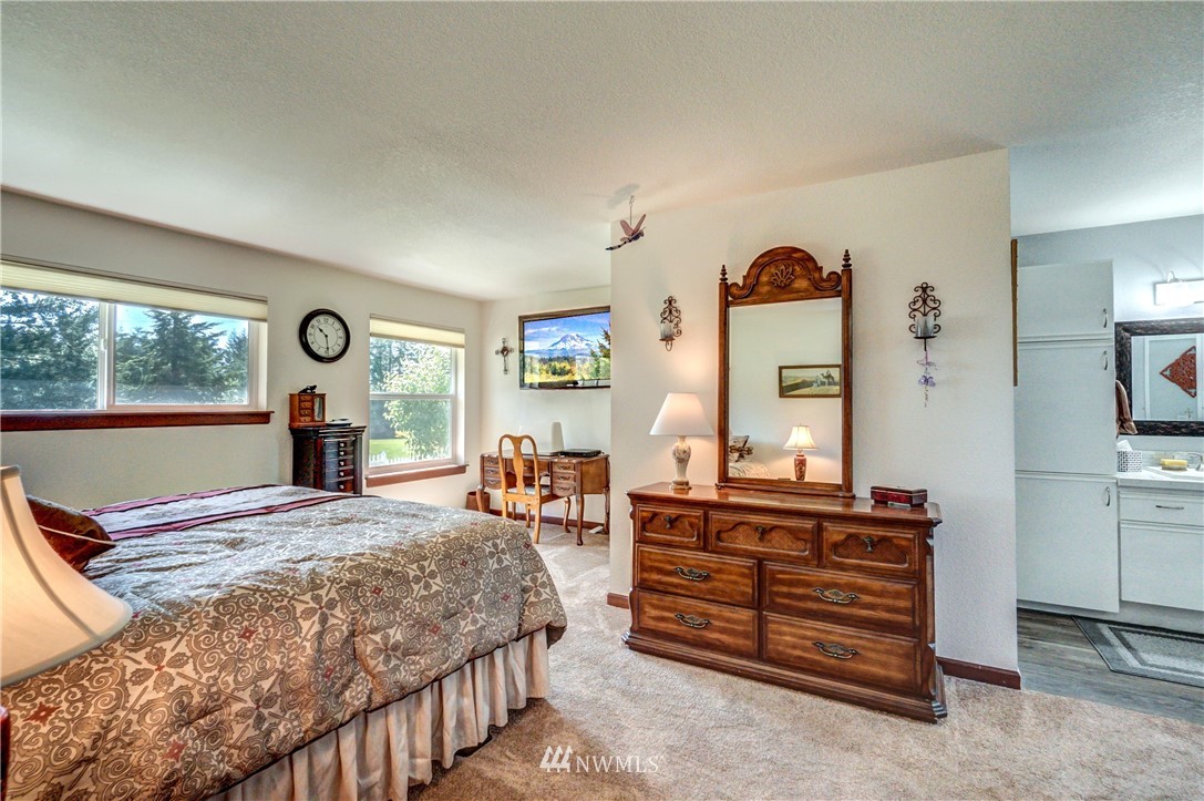 1531 East Old Ranch Road Allyn, WA 98524 - Photo 13 of 25 Gallery Image 13