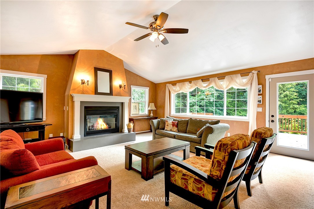 1471 Old Samish Road Bellingham, WA 98229 - Photo 4 of 25 Gallery Image 4