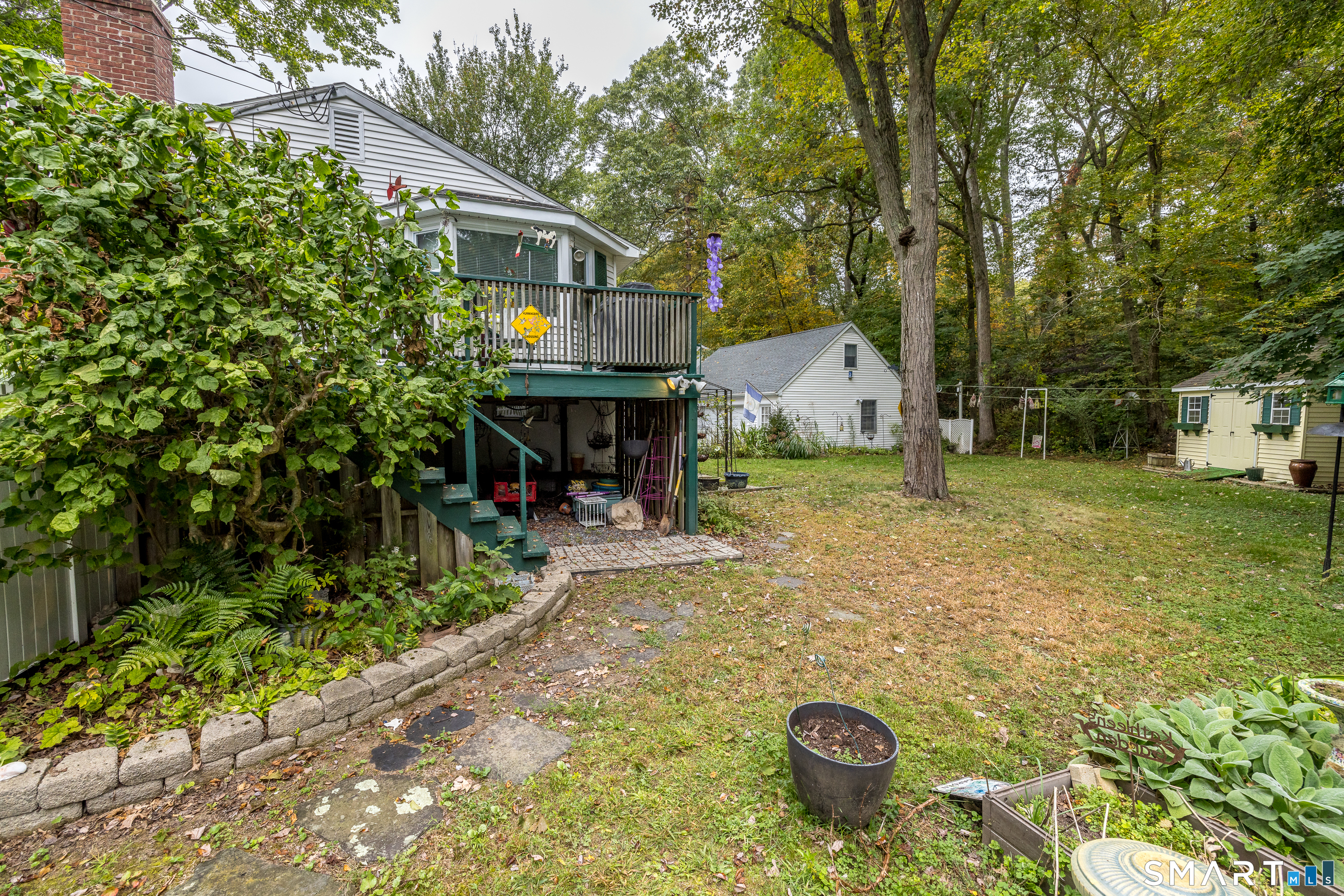 32 Richard Road Ledyard, CT 06335 - Photo 8 of 32 a front view of a house with a yard