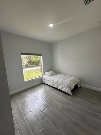 $2,200 | 1685 22nd Avenue Southwest, Vero Beach, FL 32962