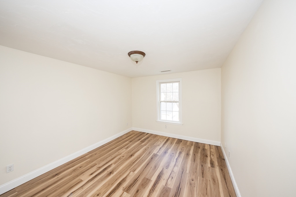 83 Massasoit Road Worcester, MA 01604 - Photo 19 of 30