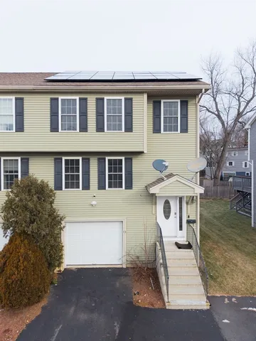 $495,000 | 83 Massasoit Road, Worcester, MA 01604