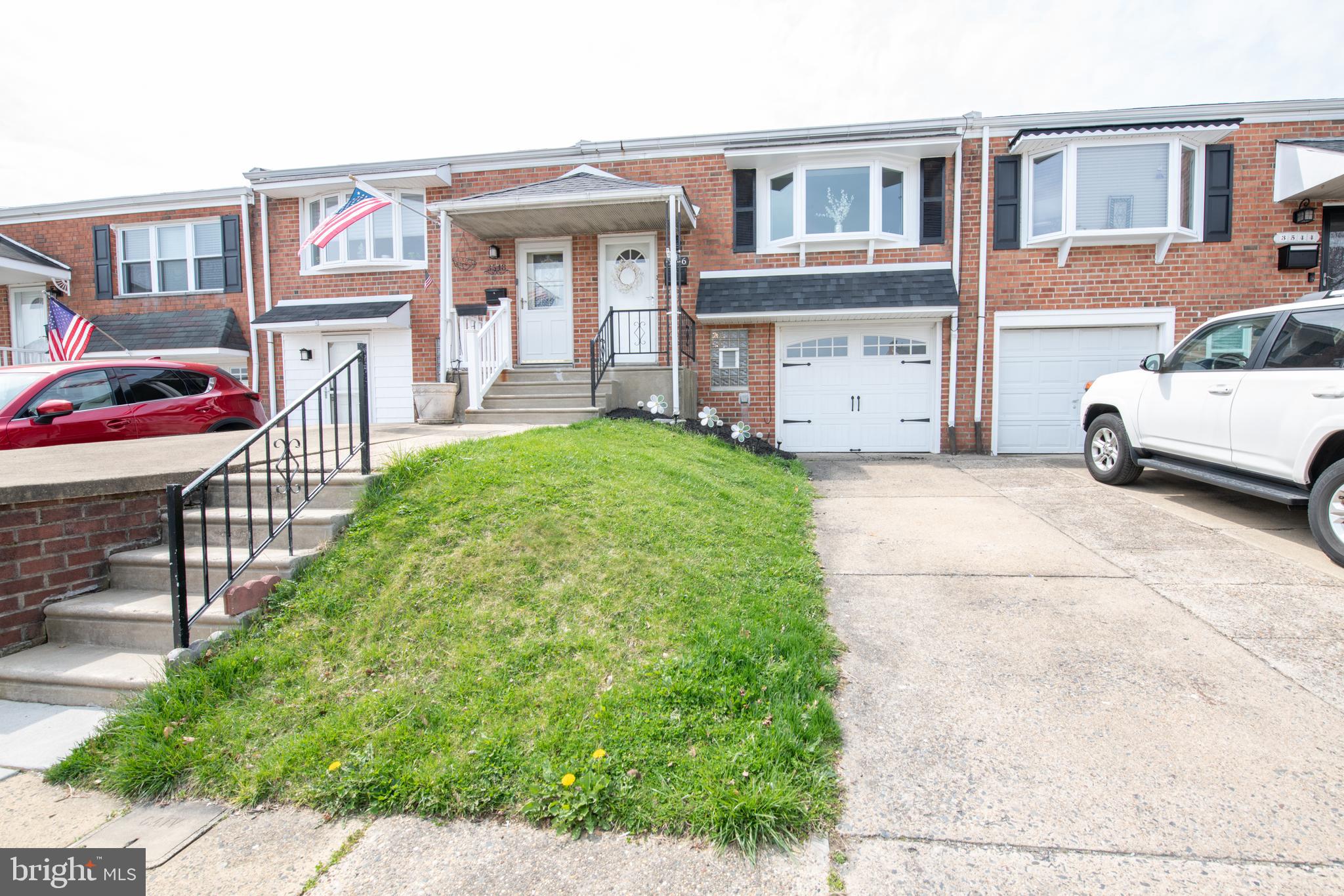 3546 Kyle Road Philadelphia, PA 19154 - Photo 3 of 32 Exterior Front