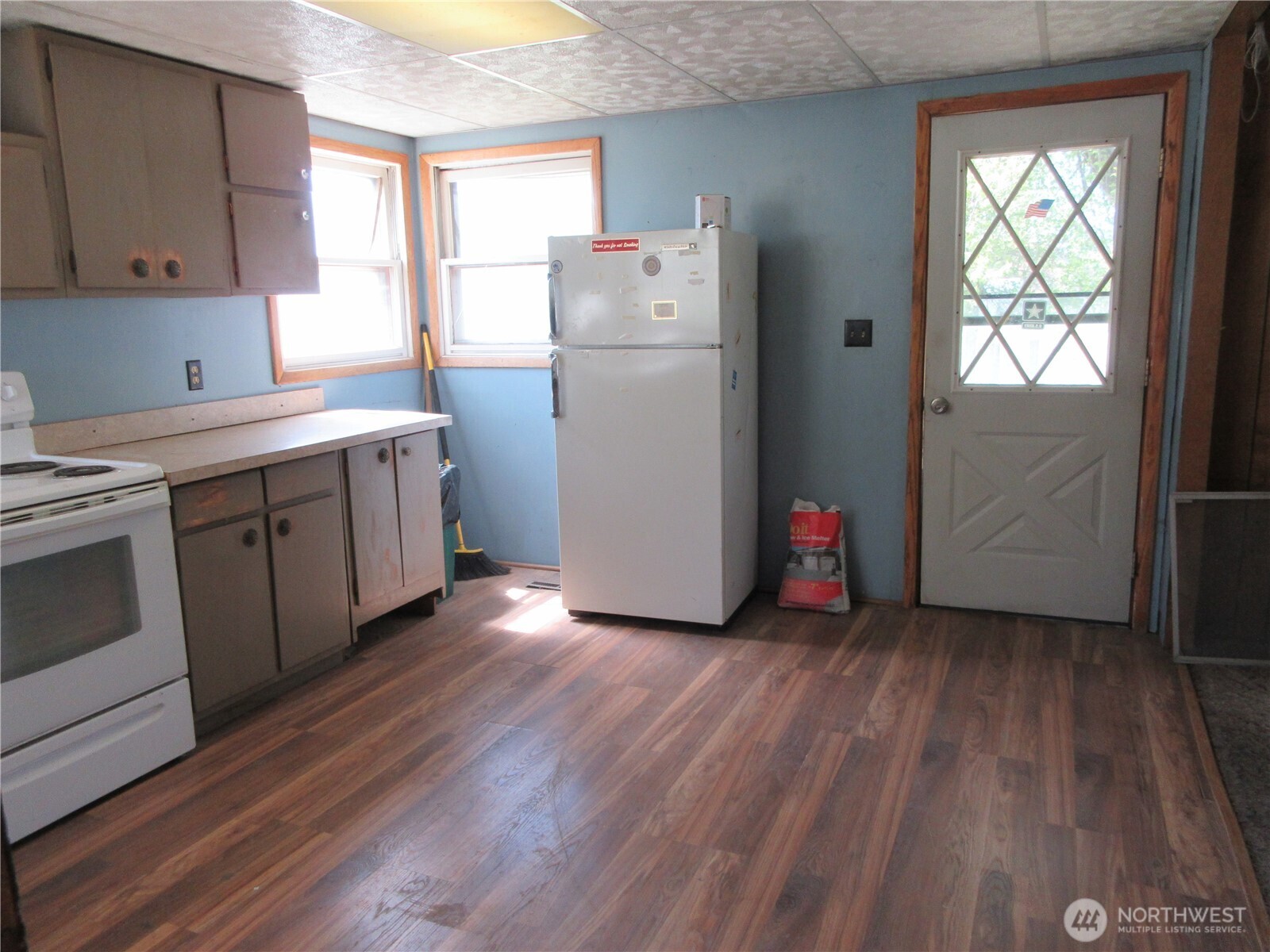 148 North Portland Street Republic, WA 99166 - Photo 5 of 22
