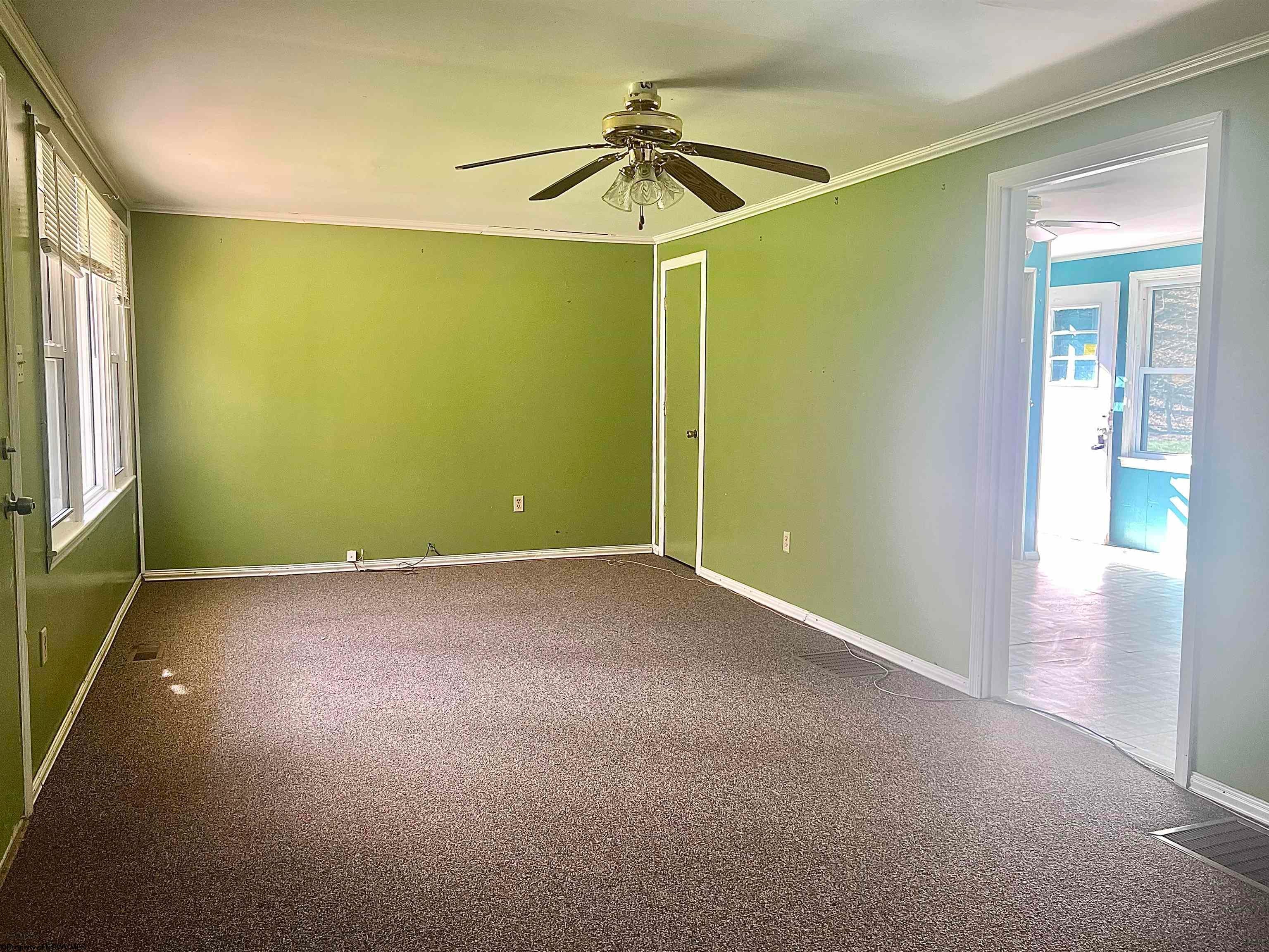 829 Schoonover Road Beverly, WV 26253 - Photo 6 of 14 Gallery Image 6