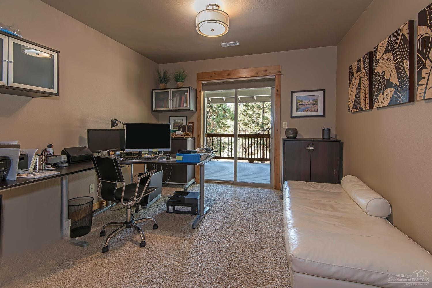 652 Northwest Powell Butte Loop Bend, OR 97703 - Photo 17 of 25 Gallery Image 17