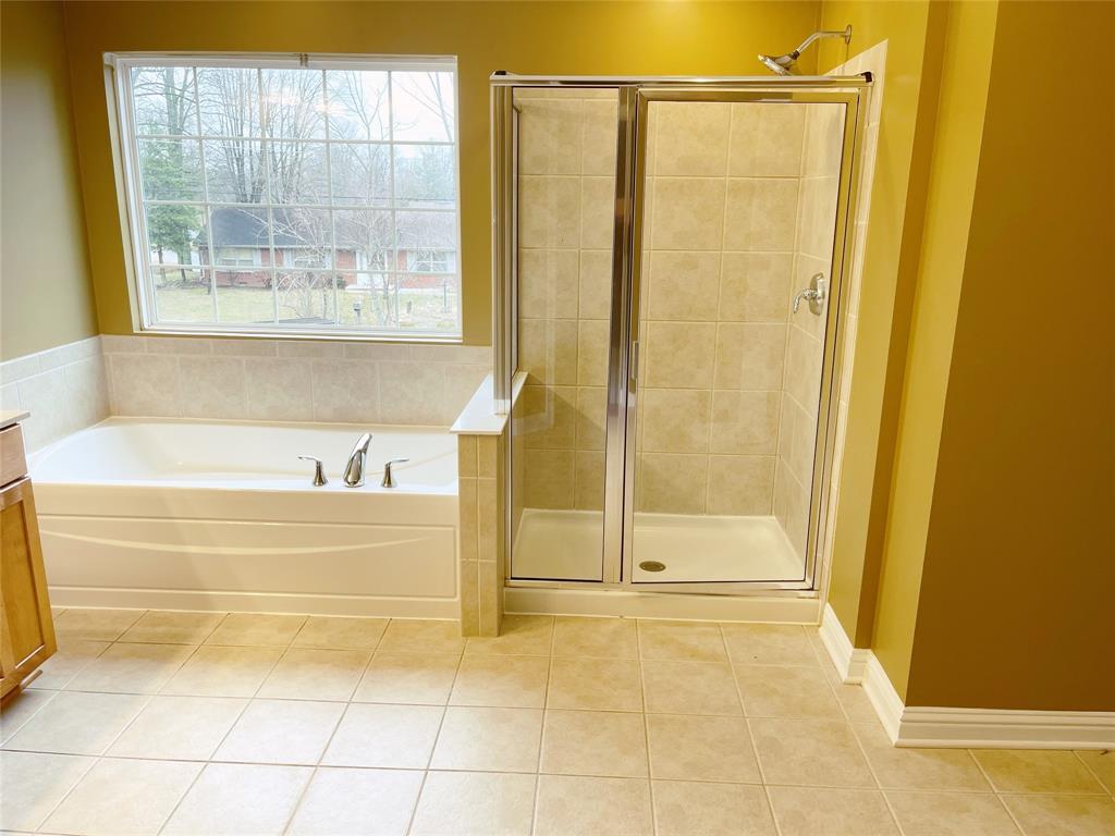 3804 Jonathan Ridge Columbus, IN 47201 - Photo 20 of 46 Gallery Image 20