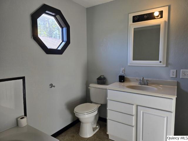 105 North 3rd Street La Harpe, IL 61450 - Photo 18 of 32