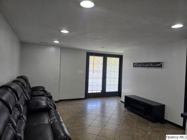 105 North 3rd Street La Harpe, IL 61450 - Photo 19 of 32