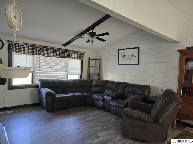 105 North 3rd Street La Harpe, IL 61450 - Photo 2 of 32