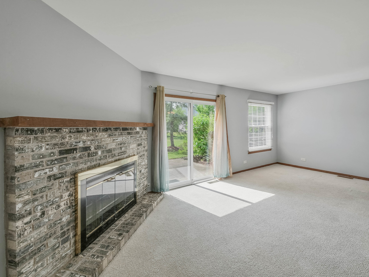 804 Tamarac Boulevard Addison, IL 60101 - Photo 10 of 26