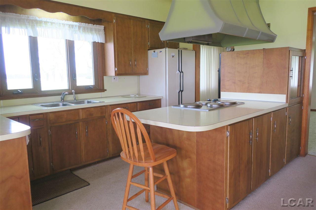 9132 Rouget Road Blissfield, MI 49228 - Photo 7 of 16 50075000-6.JPG