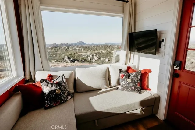 $1,150,000 | 39220 Gray Squirrel Road, Temecula, CA 92592