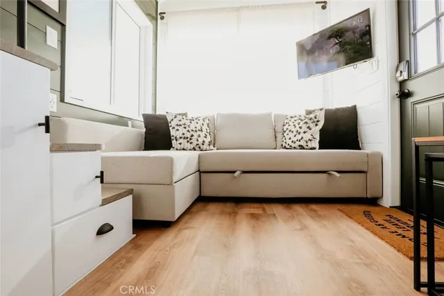 $1,150,000 | 39220 Gray Squirrel Road, Temecula, CA 92592