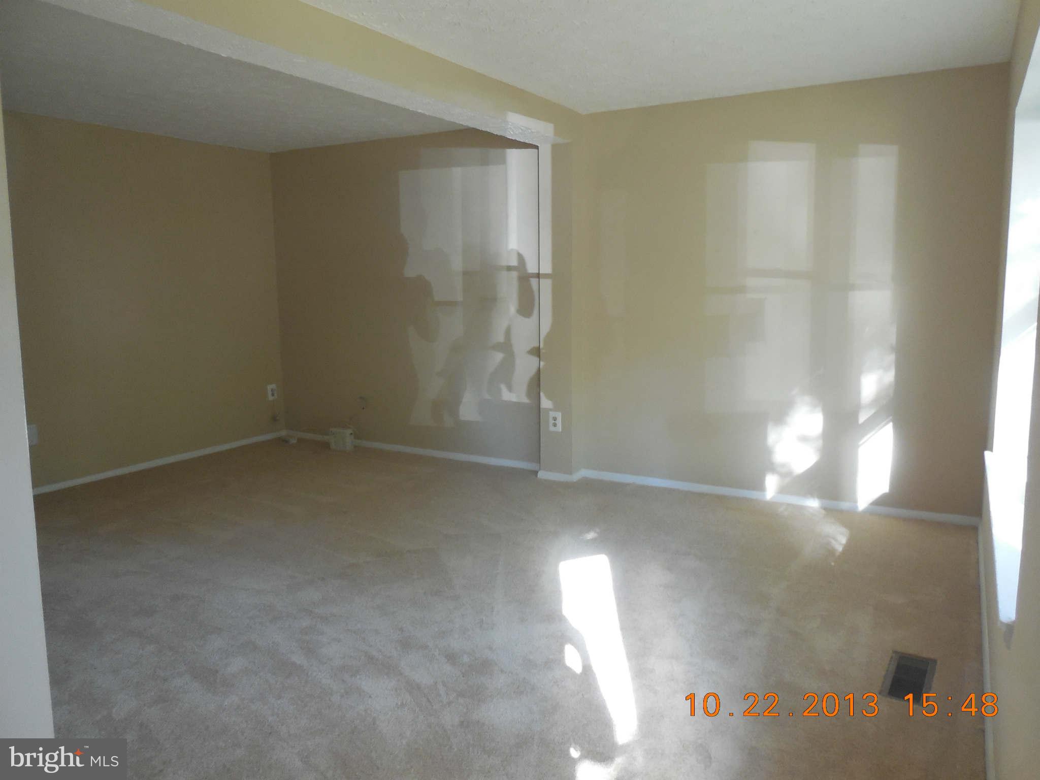 8782 Newington Commons Road Lorton, VA 22079 - Photo 3 of 14 Family Room
