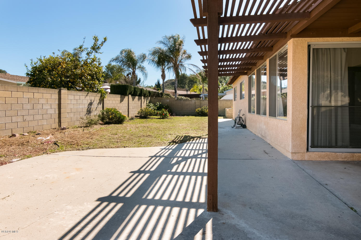926 Erringer Road Simi Valley, CA 93065 - Photo 17 of 22 926 Erringer Rd-MLS_Size-017-17-Patio-15