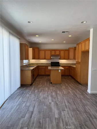 $2,700 | 12394 Freeport Drive, Victorville, CA 92392