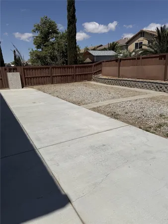 $2,700 | 12394 Freeport Drive, Victorville, CA 92392