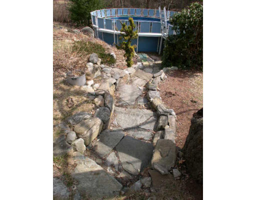 353 Taylor Road Stow, MA 01775 - Photo 7 of 9