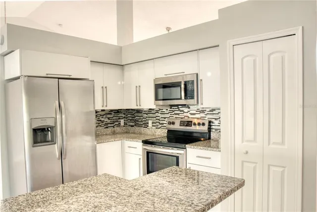 $2,390 | 1447 Kingston Way, Kissimmee, FL 34744