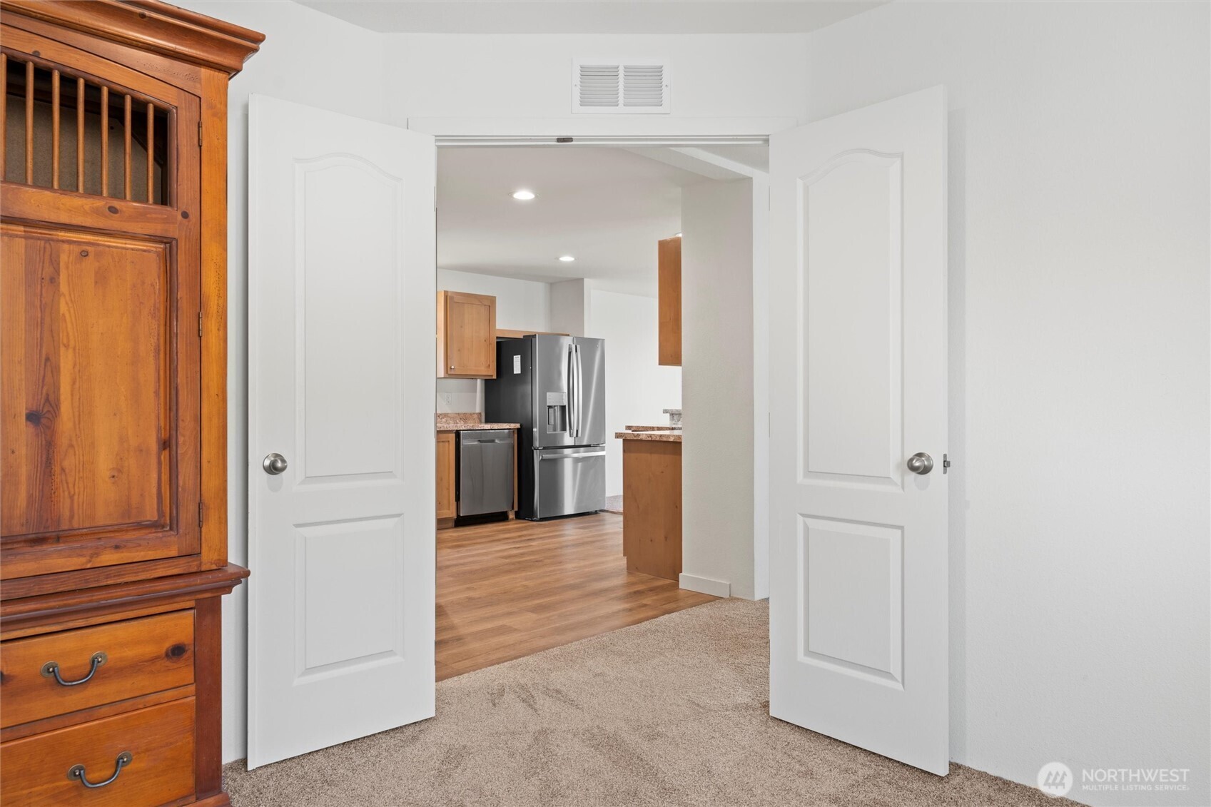 1701 Burr Avenue, Unit 51 Moses Lake, WA 98837 - Photo 18 of 35 a view of a kitchen from the hallway