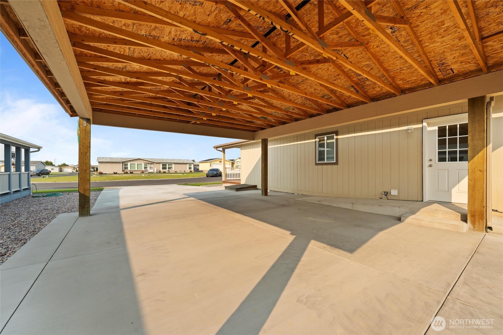1701 Burr Avenue, Unit 51 Moses Lake, WA 98837 - Photo 6 of 35 a view of parking garage