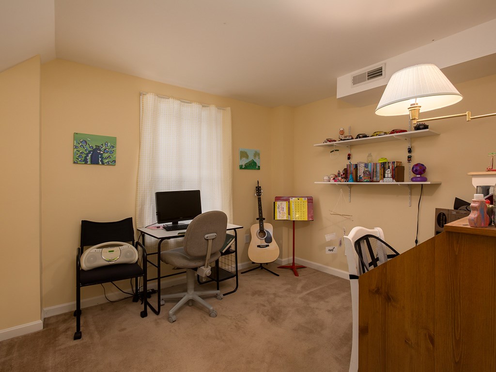 263 Fish Road Temple, NH 03084 - Photo 34 of 40 Gallery Image 34