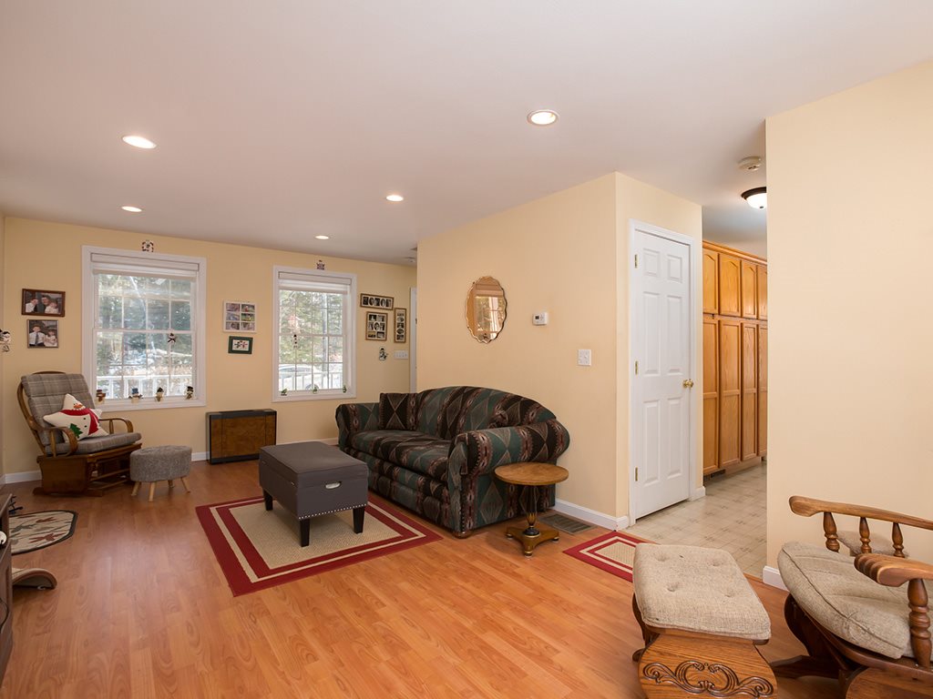 263 Fish Road Temple, NH 03084 - Photo 5 of 40 Gallery Image 5