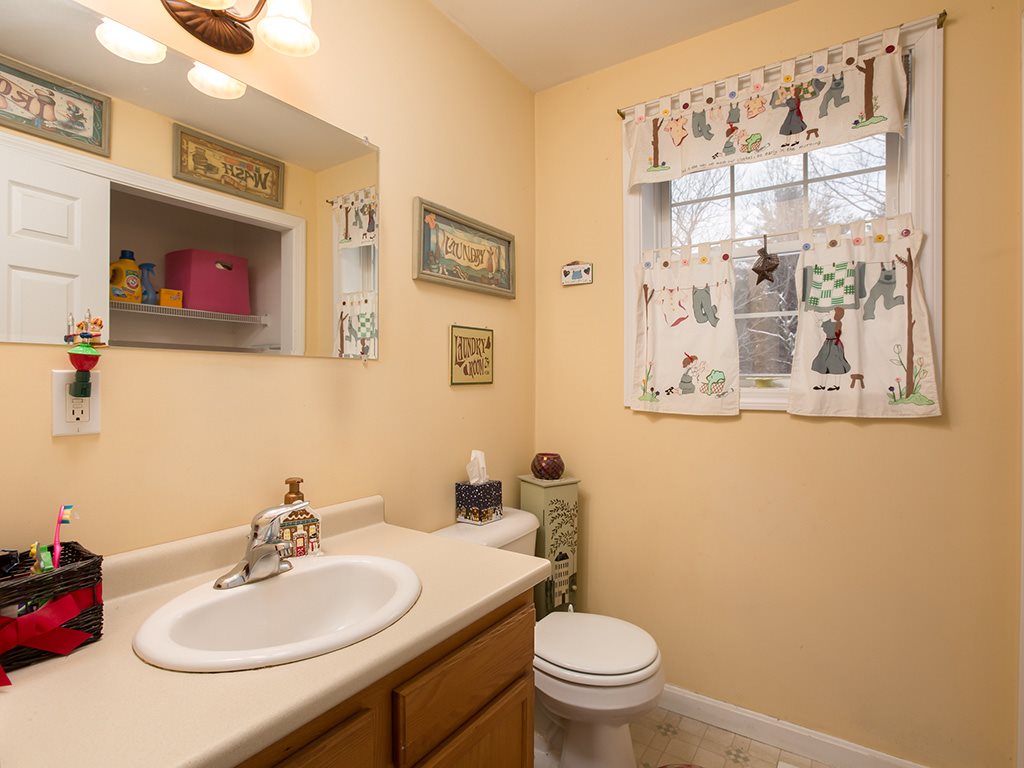 263 Fish Road Temple, NH 03084 - Photo 9 of 40 Gallery Image 9