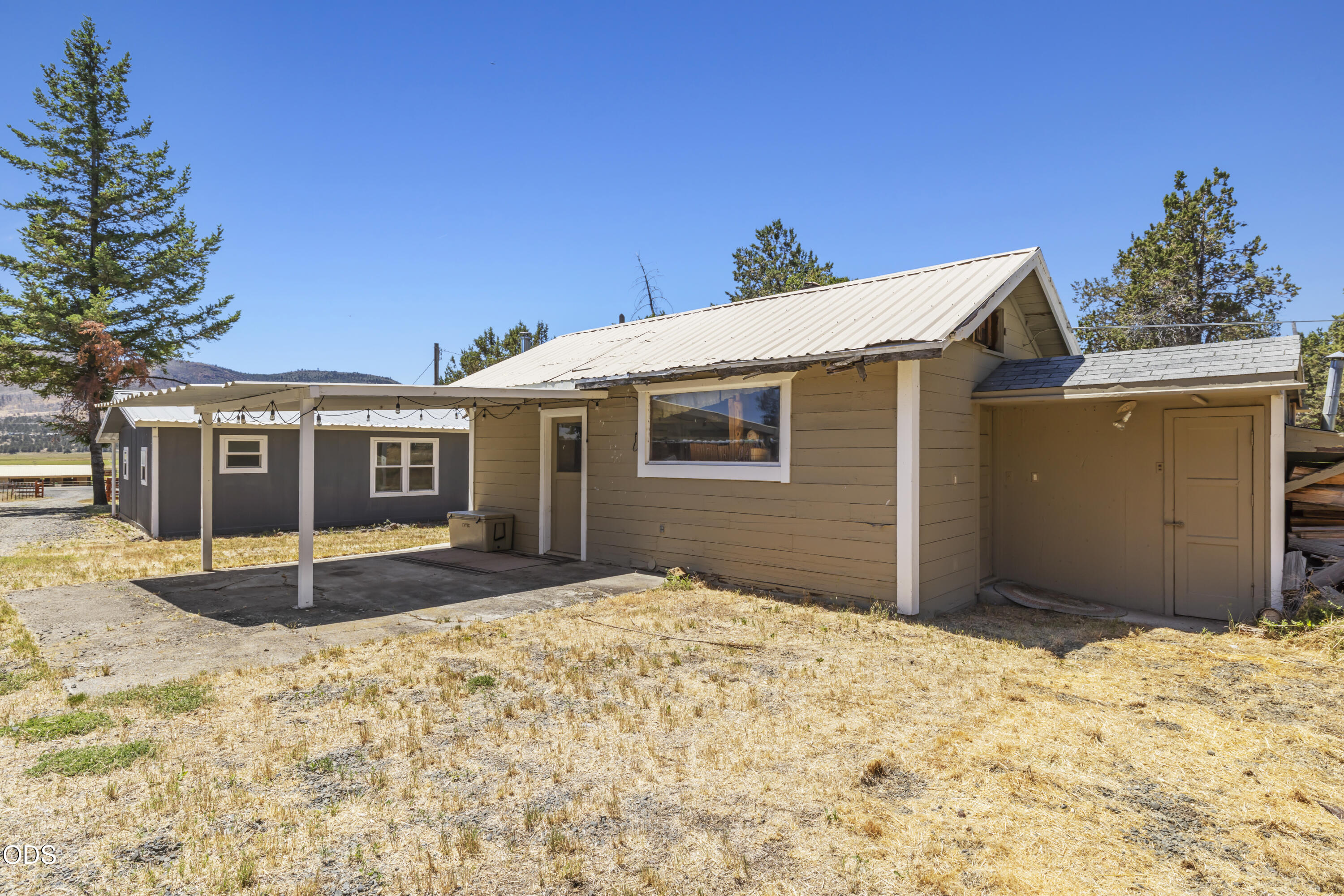 19223 North Poe Valley Road Klamath Falls, OR 97603 - Photo 43 of 58