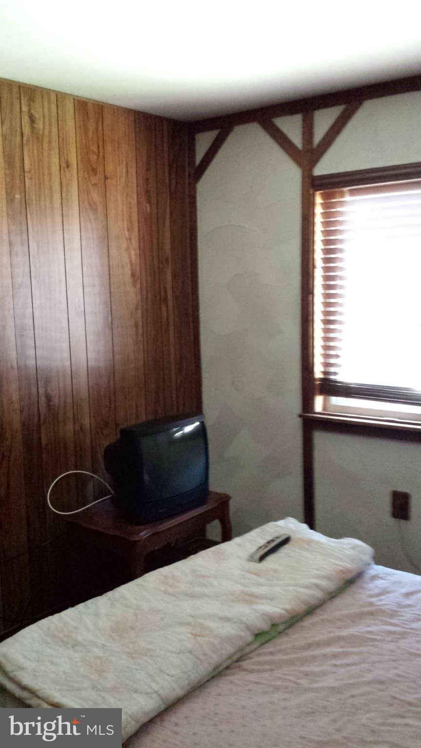 8250 Vosges Road Baltimore, MD 21244 - Photo 3 of 16 Bedroom